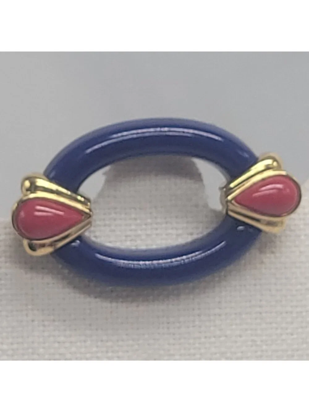 Vintage Gold & Blue Oval Brooch With Red Tear-Drop Accents Retro Pin Style 2"×1" - Picture 6 of 11